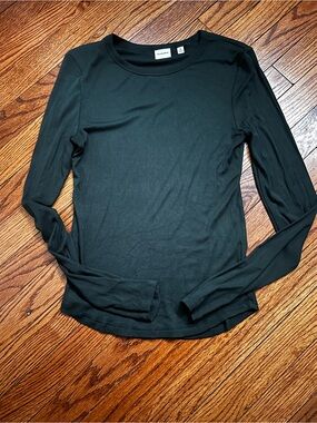 Aritiza Longsleeve